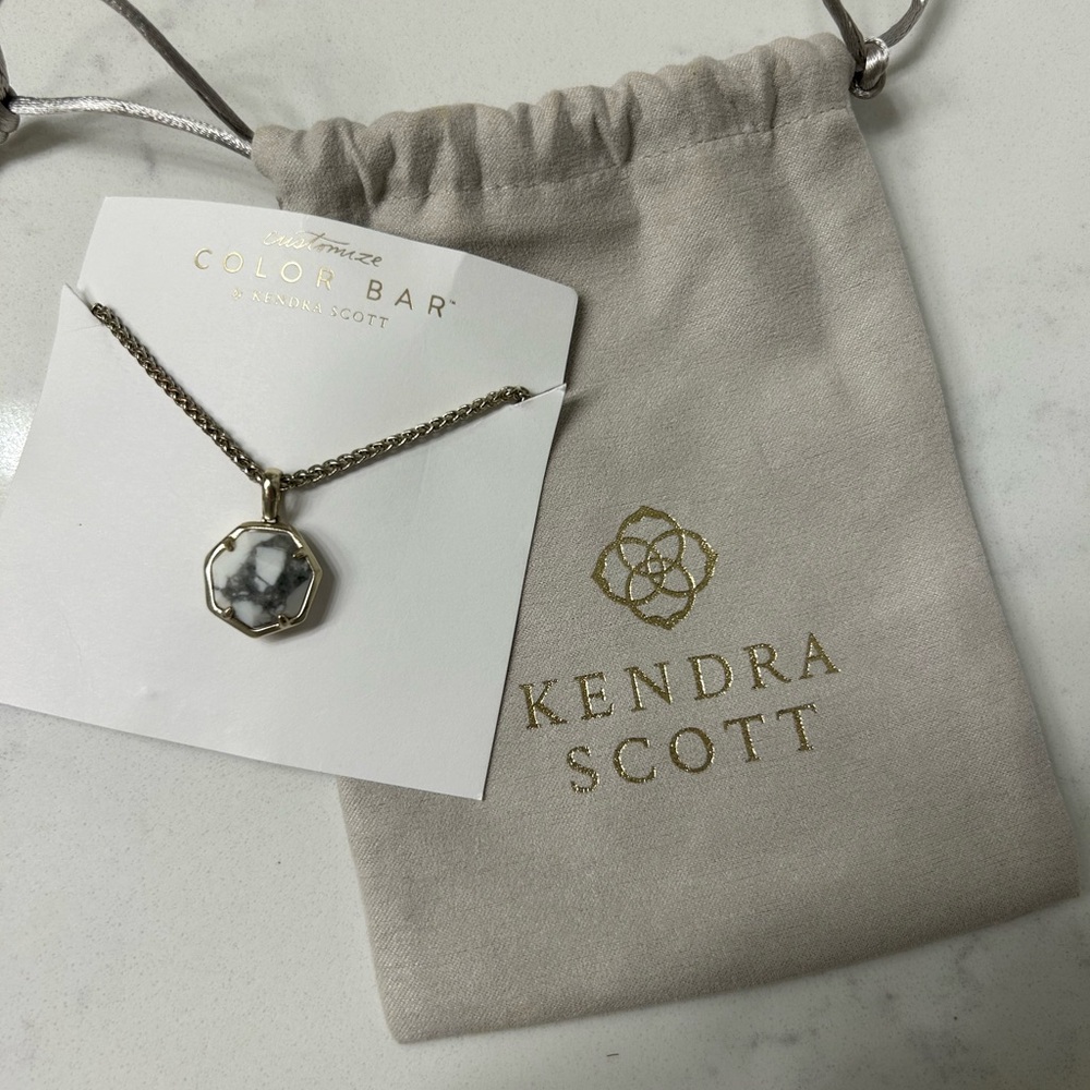 Kendra Scott Necklace